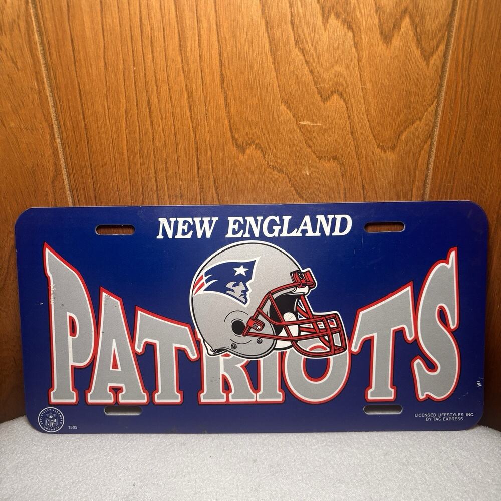 Vintage New England Patriots NFL License Plate Tag Express Football Metal Sign